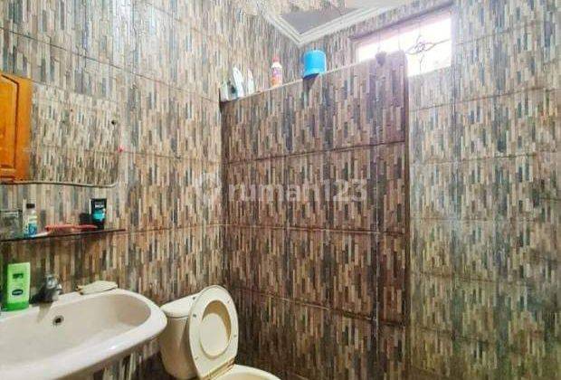 Rumah Ruko 2 Lantai Luas 1262m Unfurnished SHM Bagus di Ciputat 2