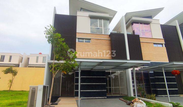 Rumah Golf Island Mozart Signature Uk 10x25 Bagus Unfurnished 1