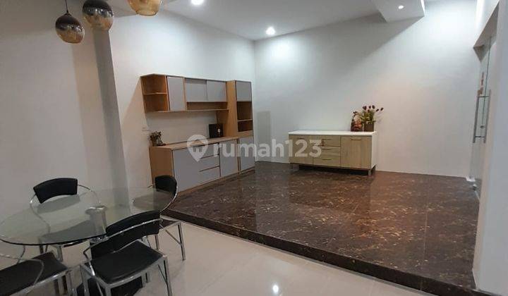 Rumah Cluster Rome 2 Lantai Uk 10x25 HGB Pik Semi Furnished Bagus 2