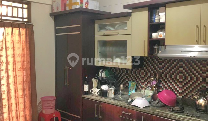 Comfortable & Well-Maintained House in Wonorejo Rungkut, East Surabaya - You'll Love It at First Sight 2