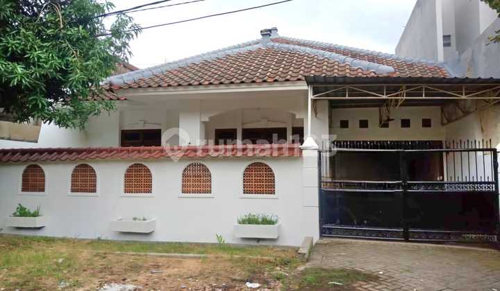 Flash Sale! Rumah Besar Gayung Kebonsari Surabaya - bisa Tinggal / Usaha / Kantor
