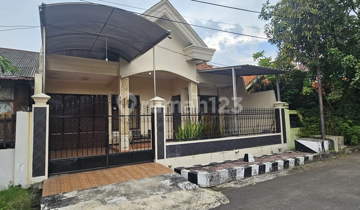 Hot Deal Waru Sidoarjo - Rumah Besar Deltasari Turun 300Jt