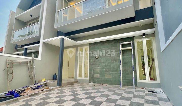 Baru Gress Rumah Scandinavian Lebar 8m 2lantai Manyar Tirtomoyo Surabaya Jln Utama Double Way 3m Sisa 1 Unit 2