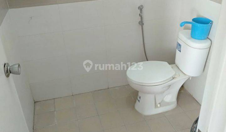 kamar mandi jual rugi rumah jade hamlet