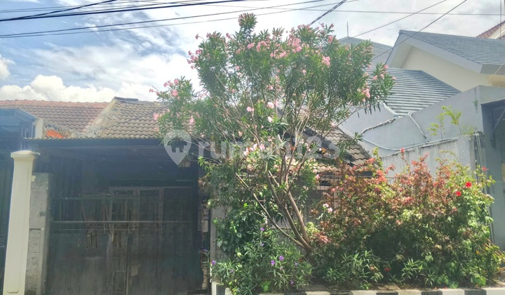 Dijual Cepat - Rumah Jalan Utama Wiguna Hitung Tanah | Cocok untuk Usaha