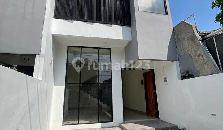 LAST UNIT PRICE 1M AN Rungkut Asri House East Surabaya New Fresh 2 Floors 5x20 Excellent Layout 2