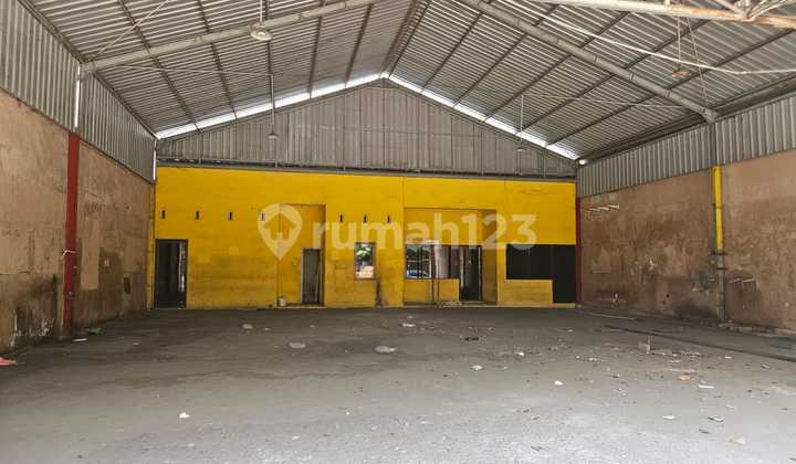 EX BENGKEL Gudang Rungkut Surabaya Timur 310m2 SHM Strategis Cocok Utk Carwash, Showroom Mobil Dll