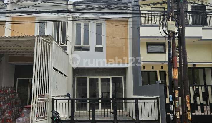 COCOK UTK USAHA Rumah Tambak Medokan Rungkut Surabaya Baru Gress 2Lt Jalan Raya Padat Penduduk 800jtan SHM 2