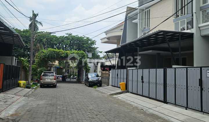 BARU GRESSS Rumah Pandugo Surabaya Timur 2 Lantai Minimalis Dkt Gate Lokasi Balik Jalan Raya 1M an BARU GRESSS Rumah Pandugo Surabaya Timur 2 Lantai Minimalis Dkt Gate Lokasi Balik Jalan Raya 1M an