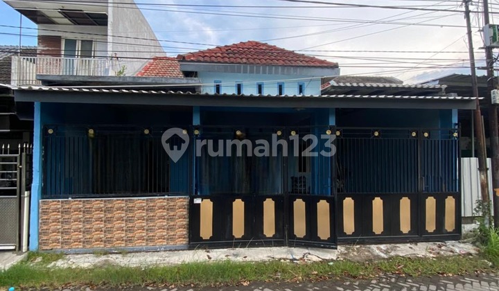 Rumah Siap Huni Hadap Fasum Taman - Wiguna Timur 1