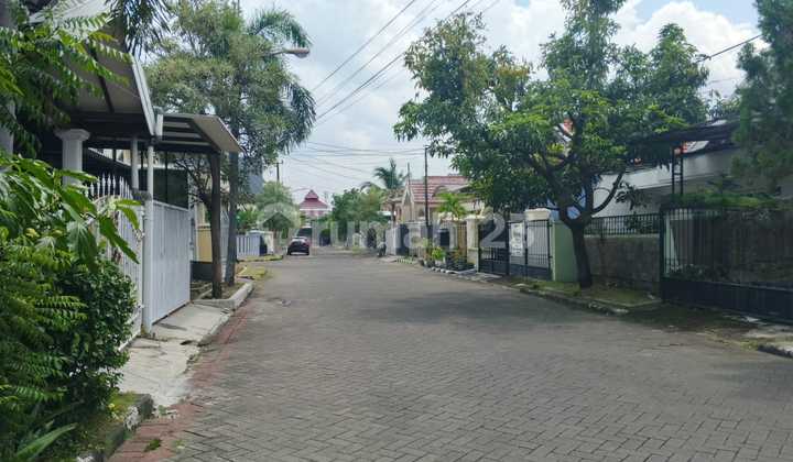 Wide Street Row 3 Large House Car Ready to Occupy Wonorejo Permai South, Rungkut, East Surabaya 2