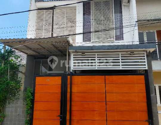 Barang Langka Drop 200jt Rumah Gunung Anyar Surabaya Timur 2 Lantai Minimalis Full Furnished