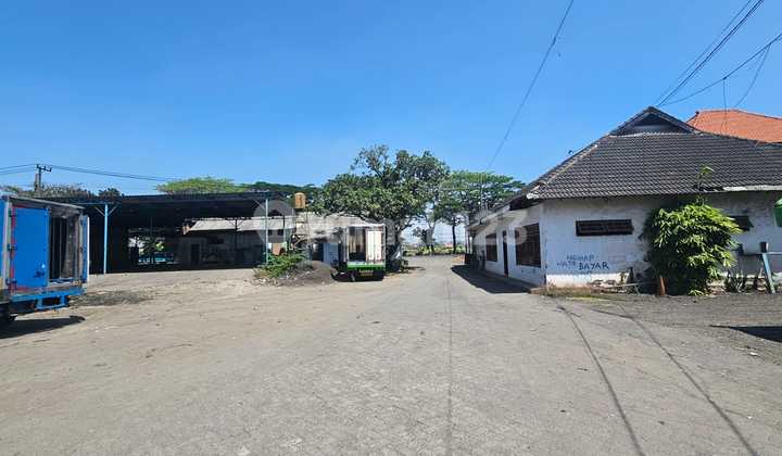 FOR RENT: 6000m2 LAND READY FOR WAREHOUSE CONSTRUCTION, BEJI PASURUAN, NORTH COAST MAIN ROAD. ALREADY FILLED, ACCESSIBLE FOR 40-FOOT CONTAINERS.