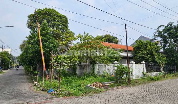 HITUNG TANAH MURAH Rumah Ketintang Surabaya Dkt Unesa Telkom 650m2 Hook Bisa Dibangun 6 Rumah 2