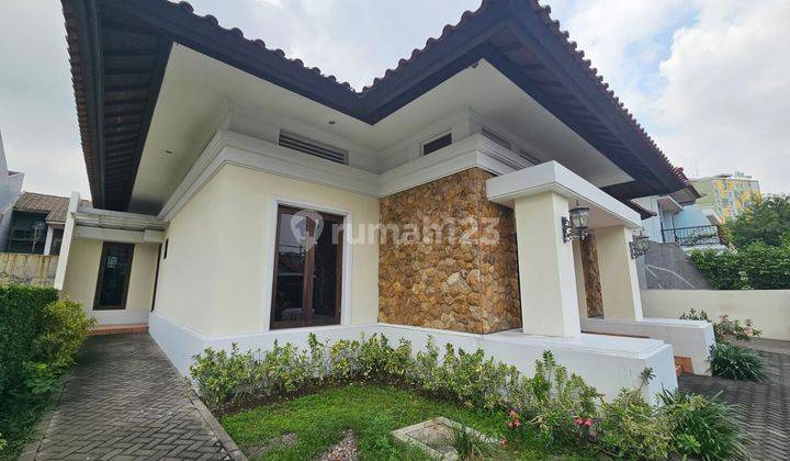 Besar Mewah Rumah Saronojiwo Surabaya 18x25 Kamar Besar2 Bangunan Istimewa 1