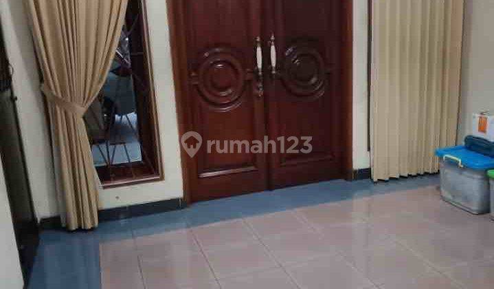 Rumah Strategis di Jl.Blambangan 2