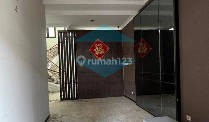 Rumah Dijual Darmo Hill Strategis 1