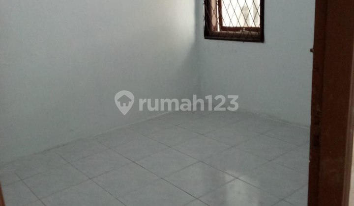 Dijual Murah Rumah Siap Huni Baru Renovasi di Sayap Tki Row Jalan 2 Mobil 2