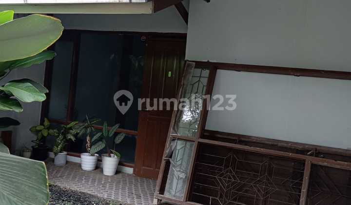 Dijual Rumah Siap Huni Baru Renovasi Sayap Taman Kopo Indah Dijual Rumah Siap Huni Baru Renovasi Sayap Taman Kopo Indah