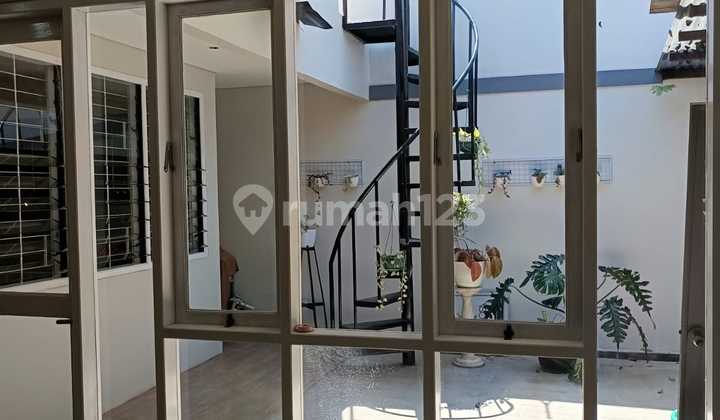 Dijual Rumah Mewah Siap Huni Taman Kopo Indah Bagus Murah