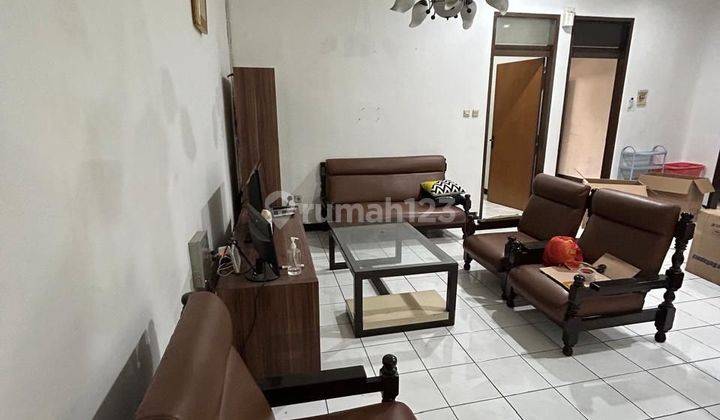 Disewakan Rumah 2 Lantai Di Kota Bandung Harga Heran 1