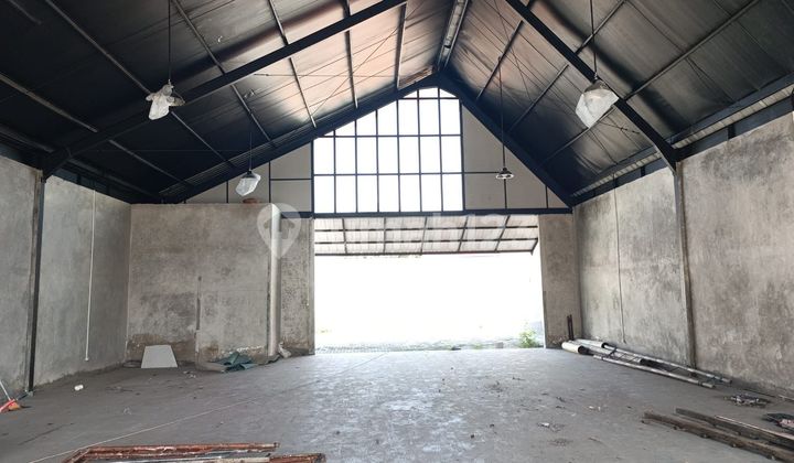 For Rent Commercial Space On Cimahi Main Road Good