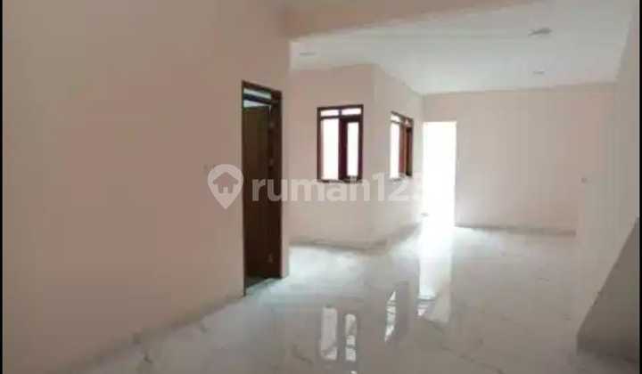 Dijual Rumah Taman Holis Indah Lokasi Strategis