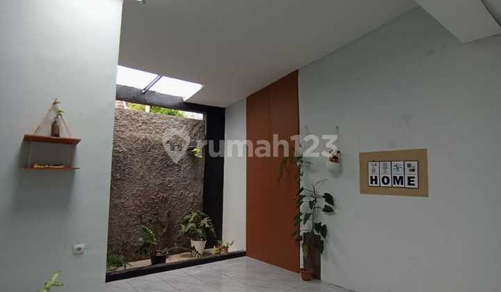 For Sale Cheap Newly Renovated Ready-to-Live House on TKI Row, 2-Car Road. 2