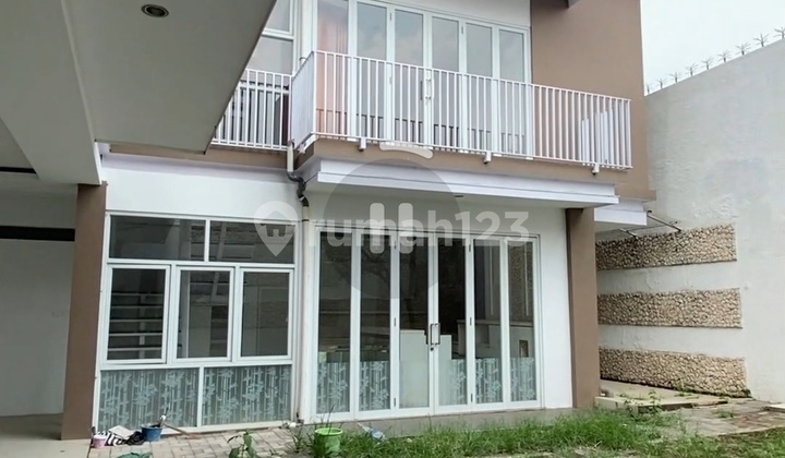 Rumah Mewah 3 Lantai Larang Tapa Kota Baru Parahyangan Kbp Padalarang Di Bawah Harga Pasar 2