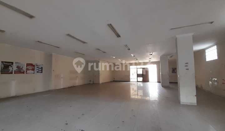 Warehouse for Rent on Main Road, Ciateul, City Center, Rare Opportunity Warehouse for Rent on Main Road, Ciateul, City Center, Rare Opportunity