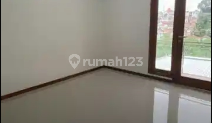 For Rent: Bali Garden City View House Awiligar with 2 Carports 2