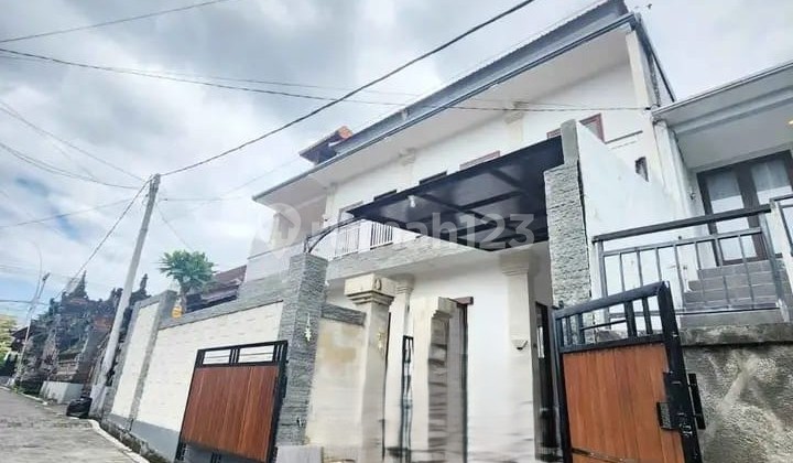 DISEWAKAN RUMAH MODERN MINIMALIS  SANUR