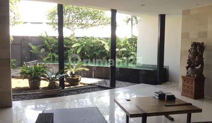 Villa for Rent in Kerobokan, Just Bring Your Luggage