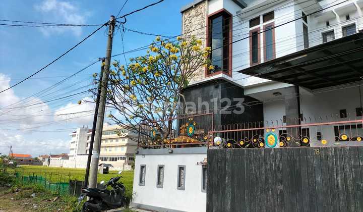 For Rent: Nice 2-story house in the city center, quiet neighborhood For Rent: Nice 2-story house in the city center, quiet neighborhood