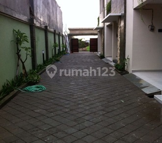 DISEWAKAN RUMAH SIAP HUNI DAERAH RENON 2