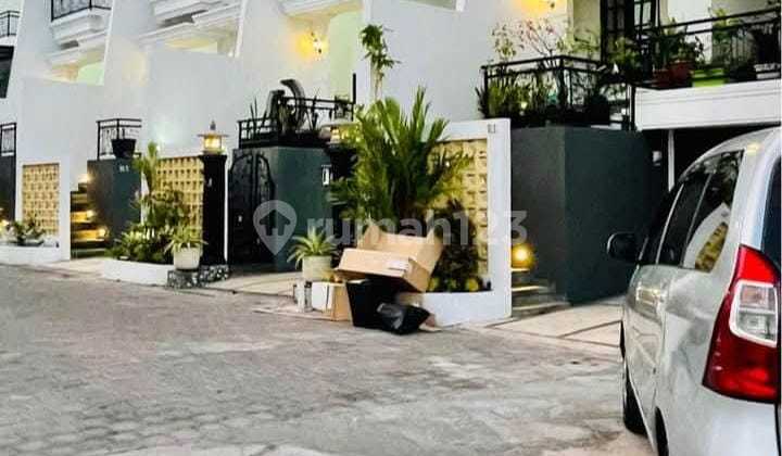 Disewakan Rumah Cantik dan Modern