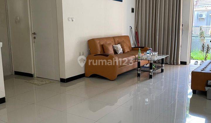 Dijual Rumah Cantik Minimalis Siap Huni di Taman Kopo Indah 2 1