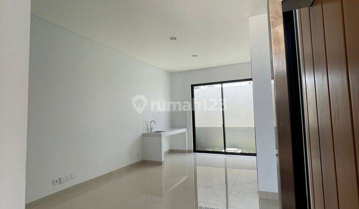 Dijual Rumah Baru Minimalis Modern Siap Huni di Podomoro Park 2