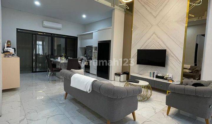 Dijual Rumah Lux Renov Furnish Cantik di Lokacitra Kota Baru 1