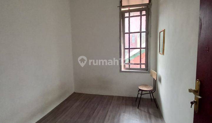 Dijual Rumah Minimalis 2 Lantai Terawat Tengah Kota di Gang Luna 2