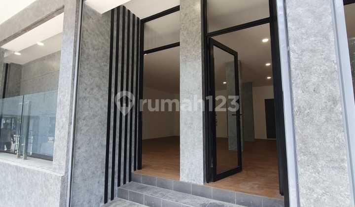 Shop Rental for Business at Ciumbeluit