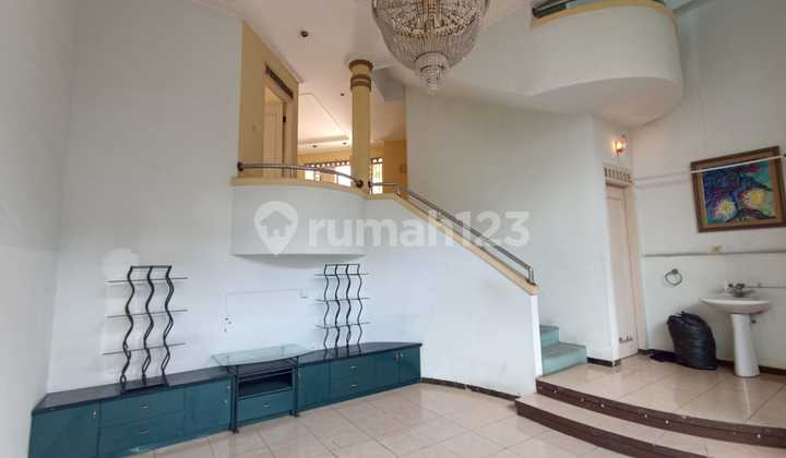 Sewa Rumah Bs untuk Kantor Sayap Pasteur Sutami 2