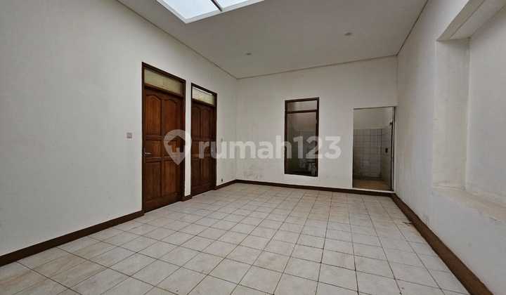 Business Space Bs Office or Warehouse Kebonjati Mainroad 2