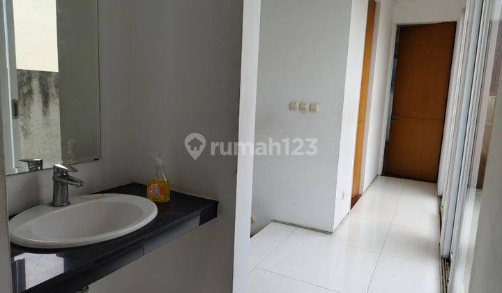 Dijual Rumah 2 Lantai Minimalis Modern Siap Huni di Gegerkalong 2