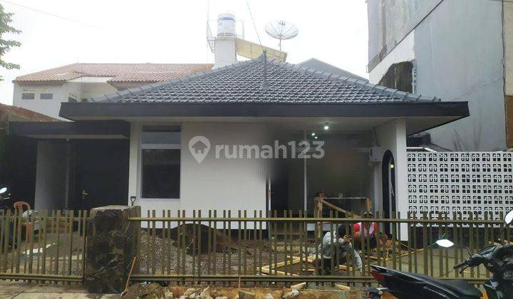 Disewakan Rumah Nyaman Renov Tengah Kota di Sayap Pasteur 1