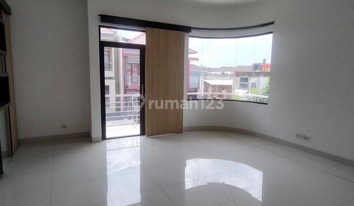 DIJUAL RUMAH  SUDIRMAN TOWN HOUSE  1