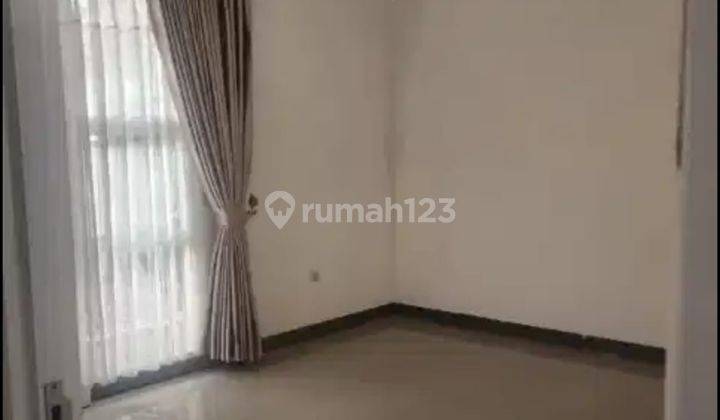 Disewakan Rumah Arcamanik  2 Lantai Semi Furnish Siap Huni 2