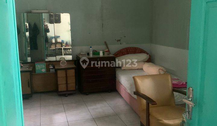 Dijual Rumah Tua Bagus Terawat Strategis di Mainroad Sudirman 1