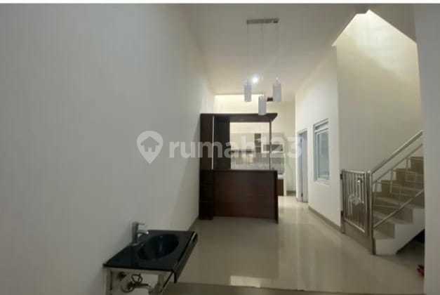 Sewa Rumah Cherry Field  2