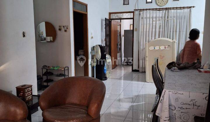 Dijual Rumah Minimalis Terawat Siap Huni di Taman Kopo Indah 3 2